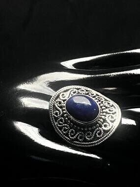 Vintage 925 Oval Lapis Lazuli Filigree Shield Ring